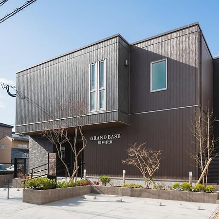 Grand Base Beppu Ekihigashi Aparthotel Buitenkant foto